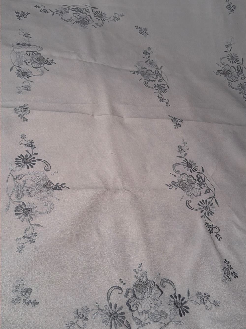 Gray Floral Embroidered Tablecloth - Home Dining